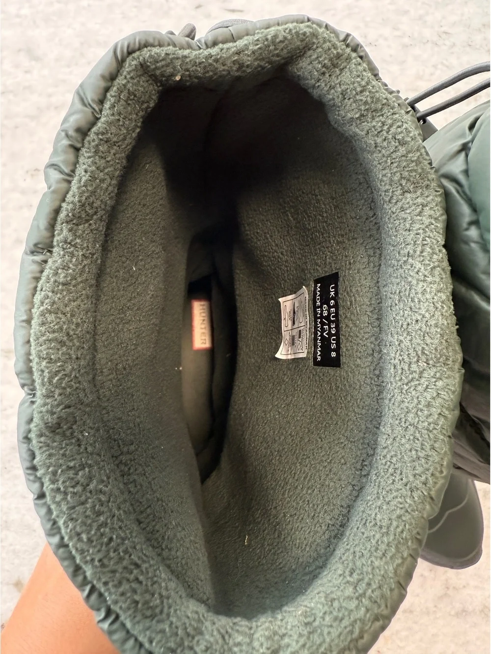 Hunter Women's Intrepid Tall Snow Boots in an olive or willow green hue Size 8